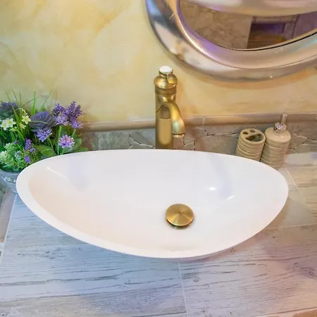 Estrella Sauna Jacuzzi