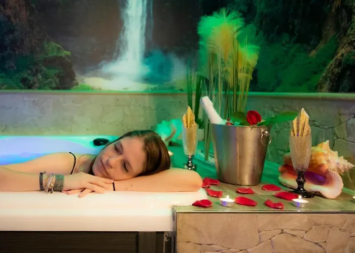 Estrella Sauna Jacuzzi