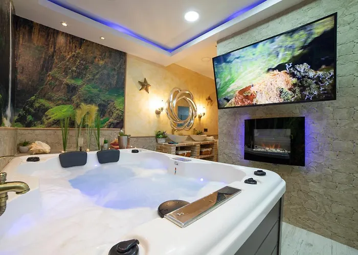 Estrella Sauna Jacuzzi Lägenhet