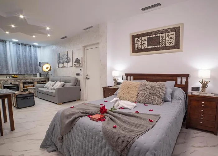 Estrella Sauna Jacuzzi Lägenhet Alhama de Aragón